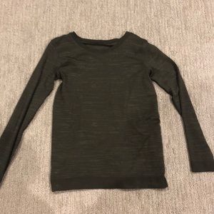 Lululemon feathered dark green and grey too